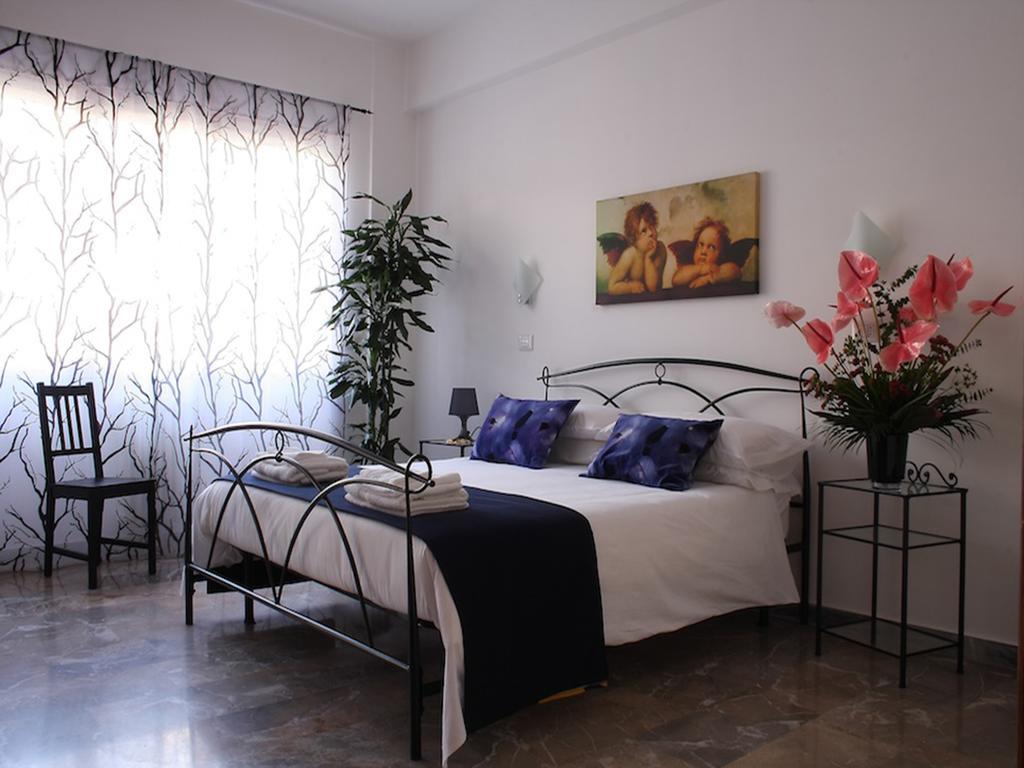Bed Rooms โรม ห้อง รูปภาพ